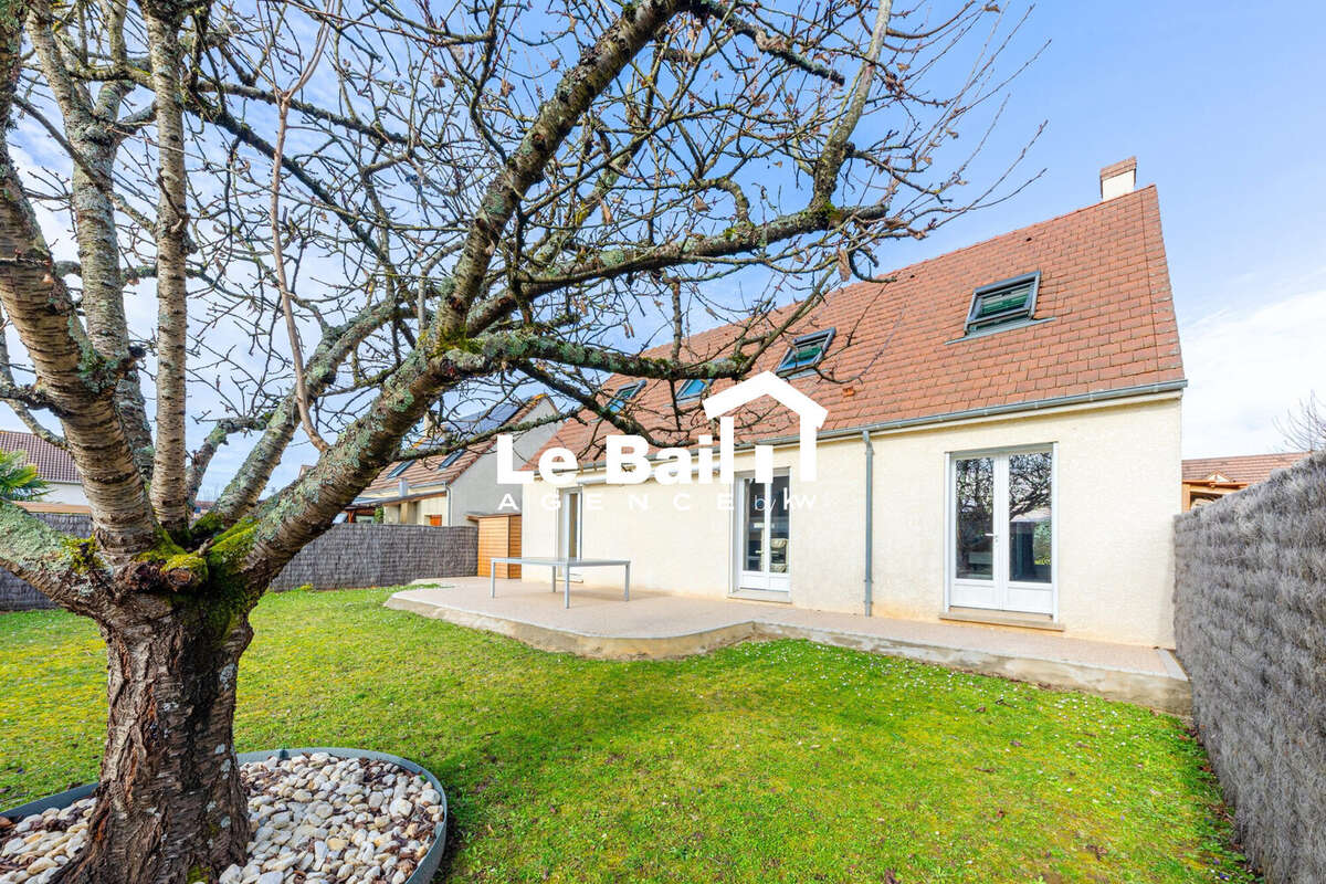 Maison à OSNY