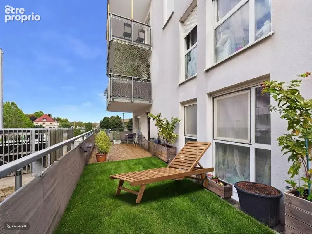  Rareté sur le marché : Bel appartement F4 en rez-de-jardin avec terrasse — Strasbourg - photo 1