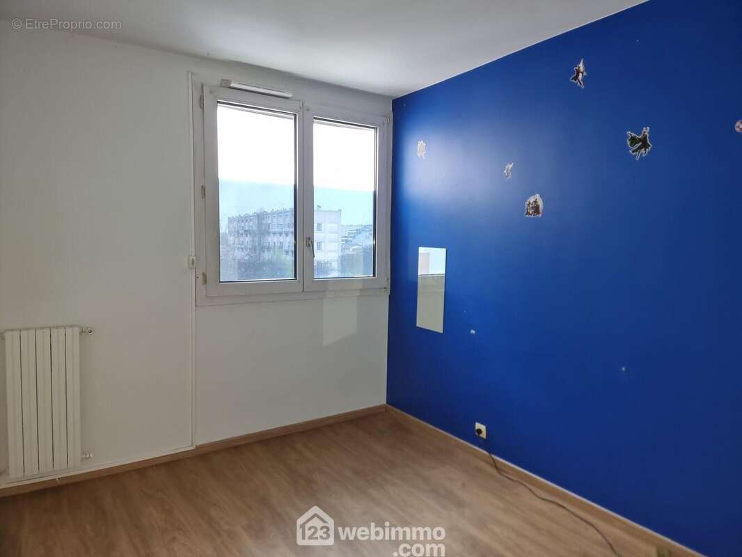 Appartement à THIAIS