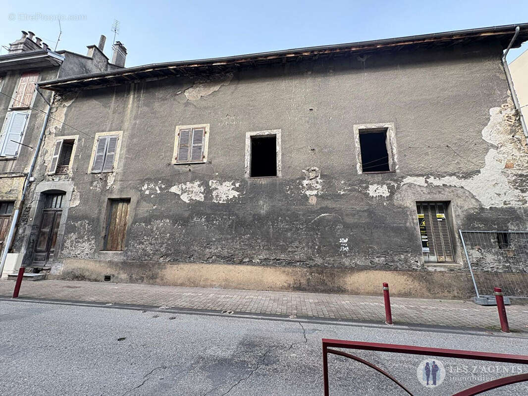 Appartement à VIZILLE