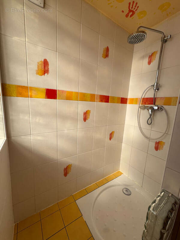 Appartement à PARIS-19E