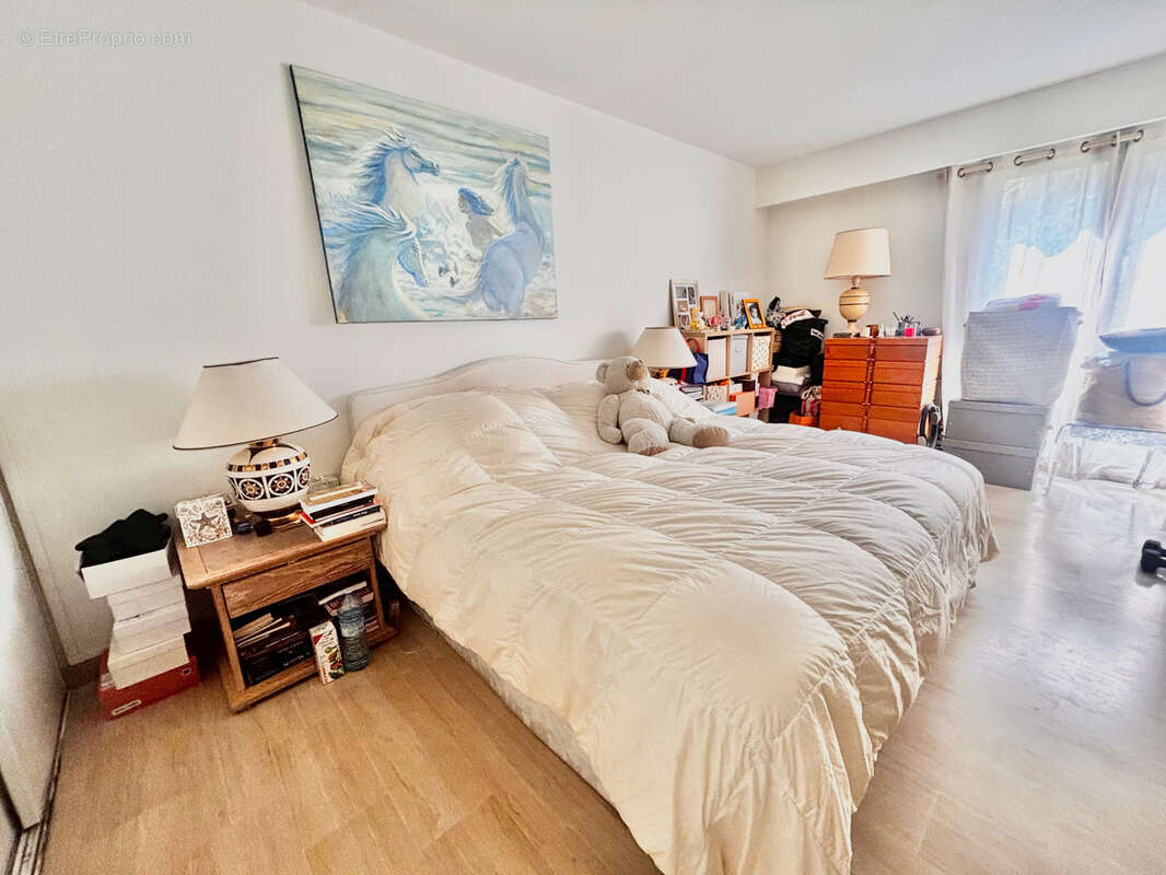 Cannes centre t5 132 m2 terrasses 20 m2 sud-ouest parkings caves parc 3784 €/m2 - photo 3