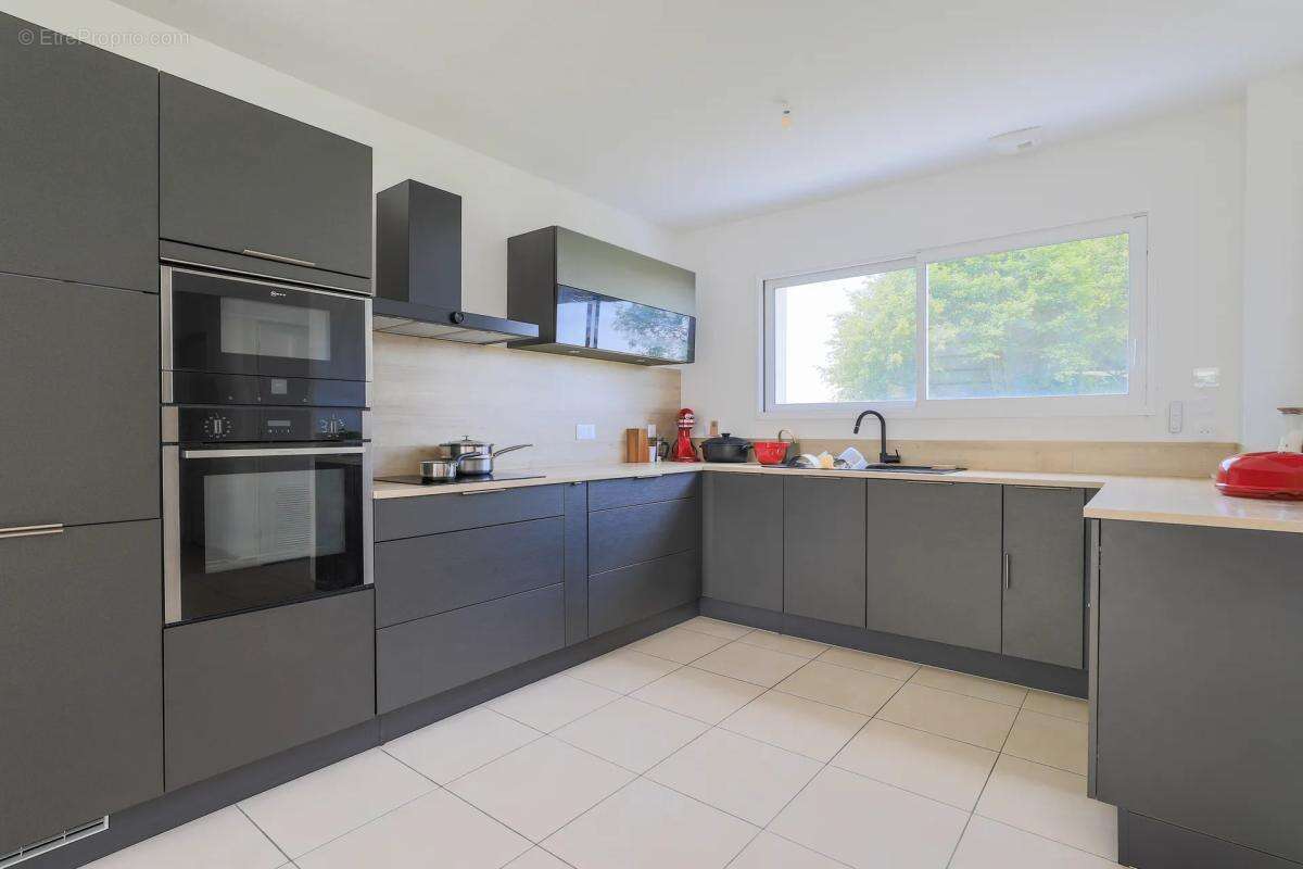 Maison neuve de 5 pièces de 122 m² à Frétoy-le-Château - photo 12
