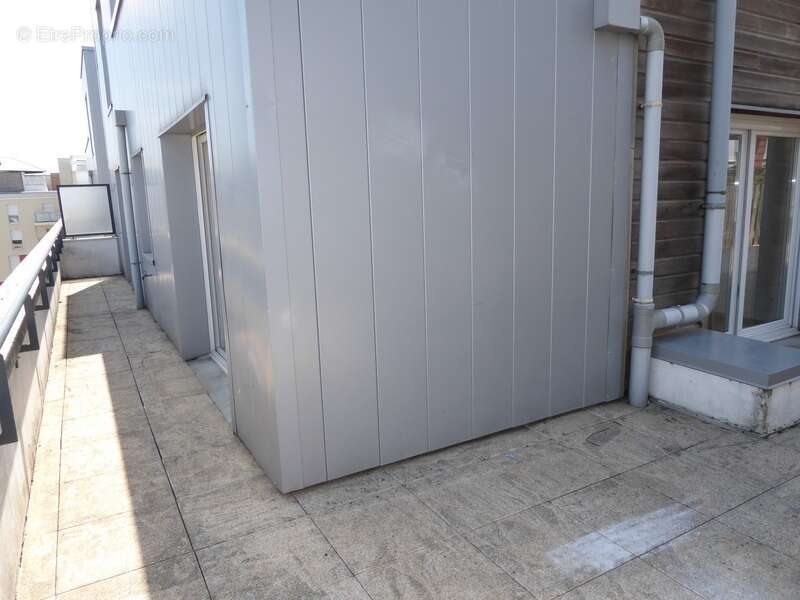 Chartres agglomération bel appartement  3 chambres Terrasse triple exposition de 60m2 - photo 4