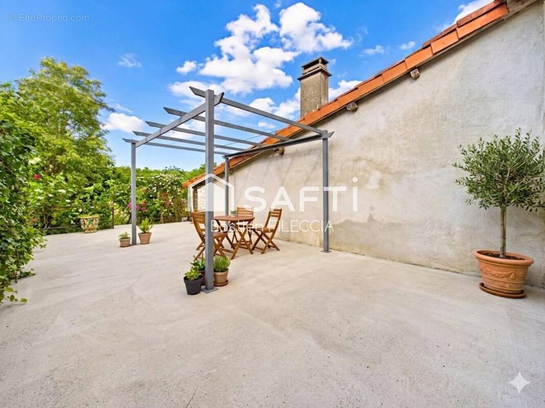 Photo 1 - Maison à CINTEGABELLE