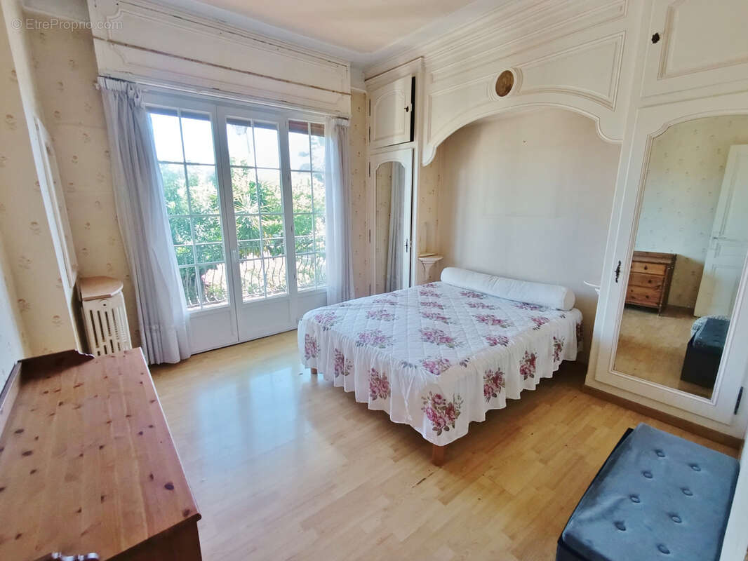 Maison à HYERES