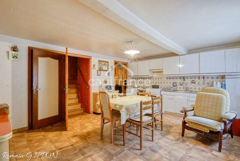 Maison à VANNES-LE-CHATEL