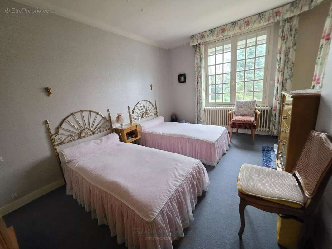 Maison à VILLEMANDEUR