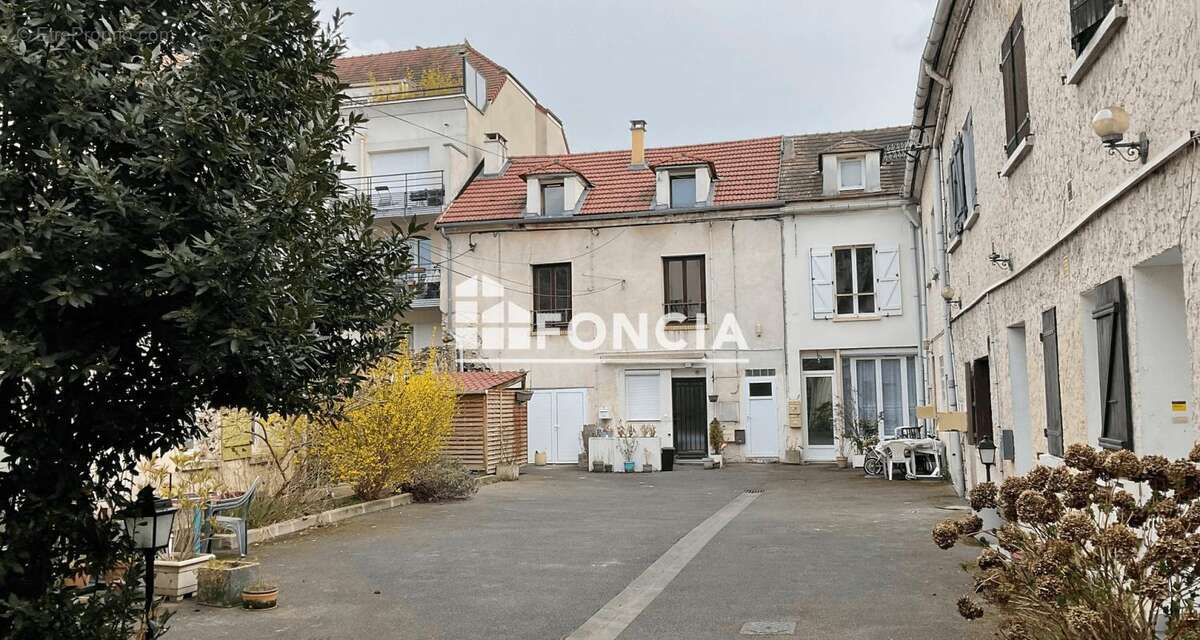 Appartement à LONGJUMEAU