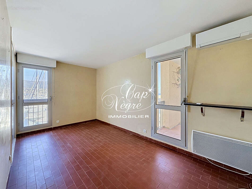 Appartement Bormes-les 4 pièce(s) 92 m2 - photo 16