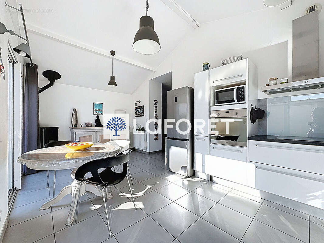 Maison à SAINT-MAURICE-DE-BEYNOST