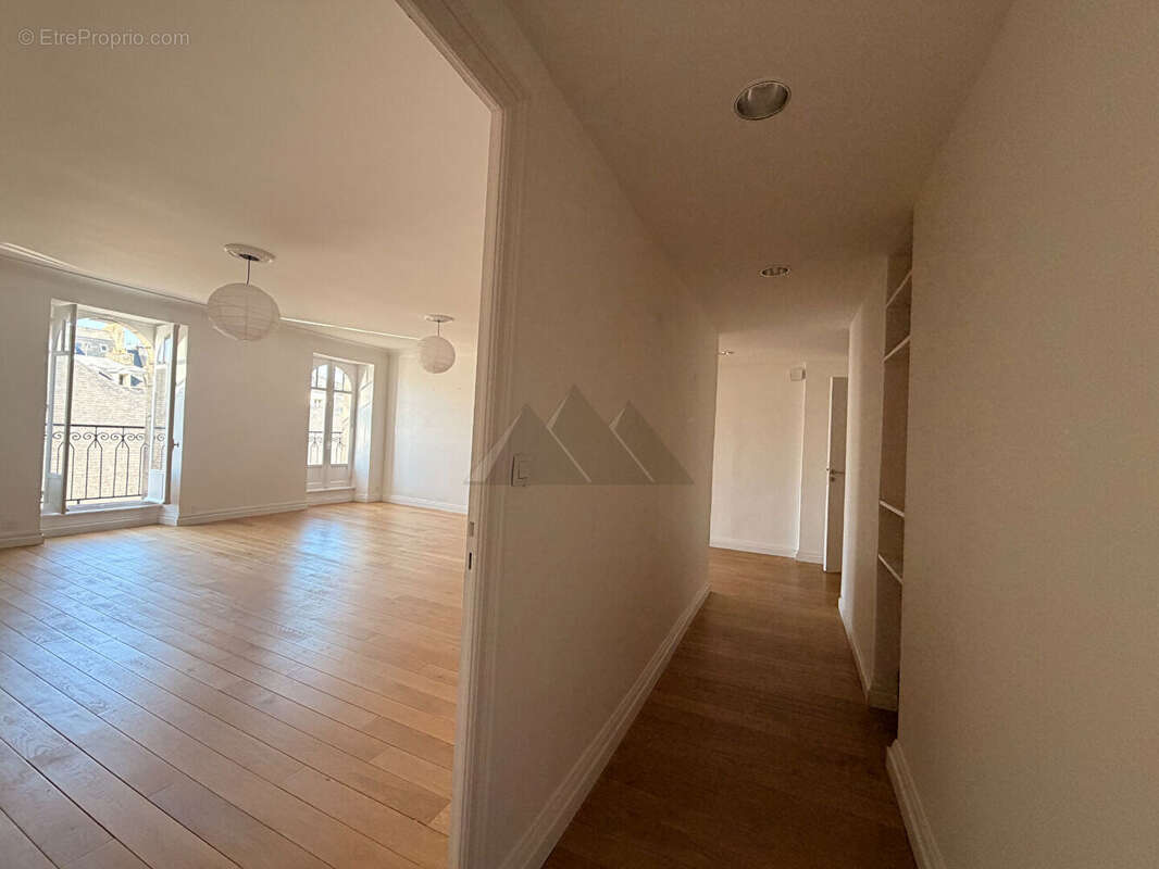 A vendre quimper historique magnifique appartement  3 chambres  135m2 - photo 10