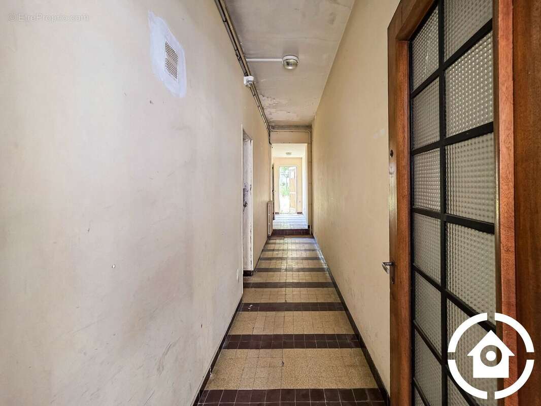 Maison 329 m² à Segonzac  - photo 8