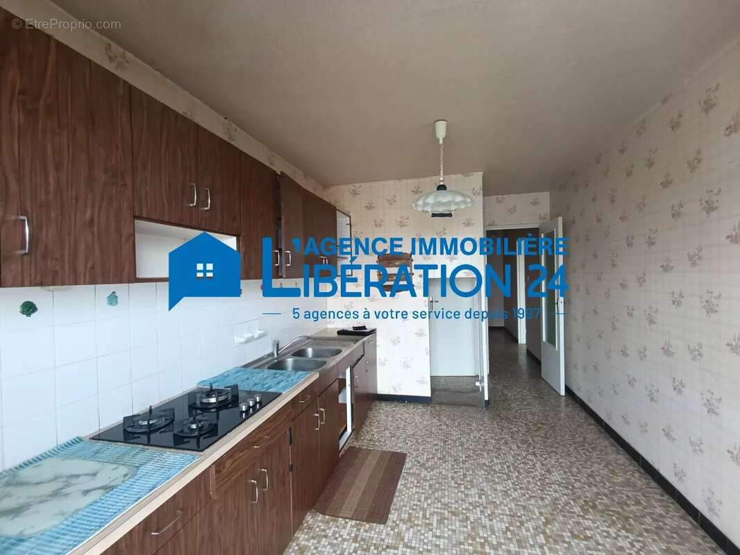 Appartement à SAINT-ETIENNE