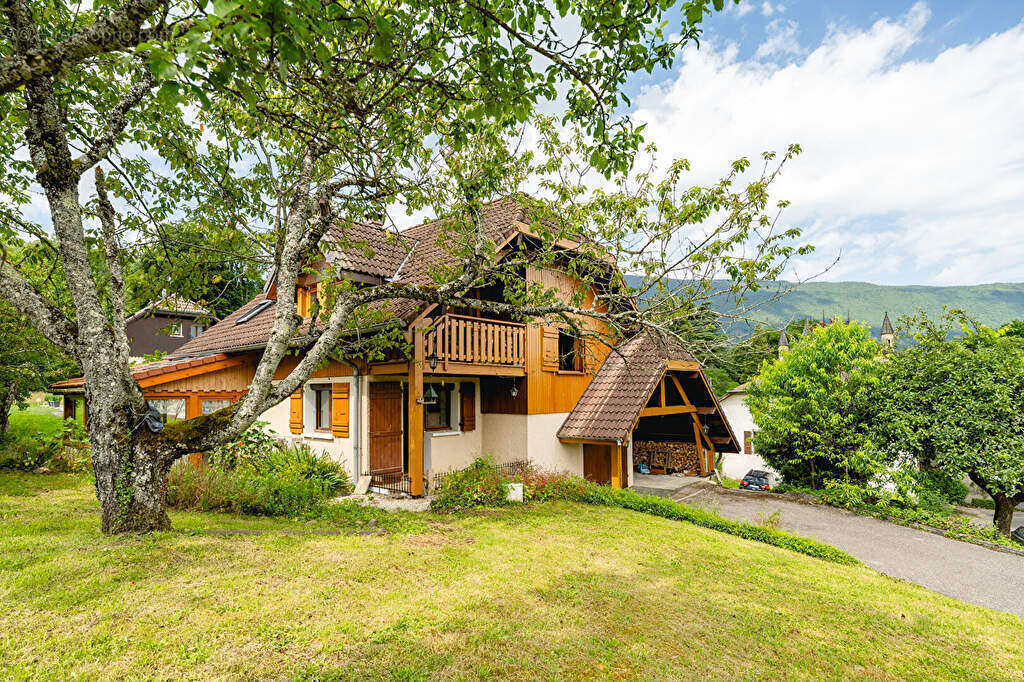 Maison à SAINT-JORIOZ