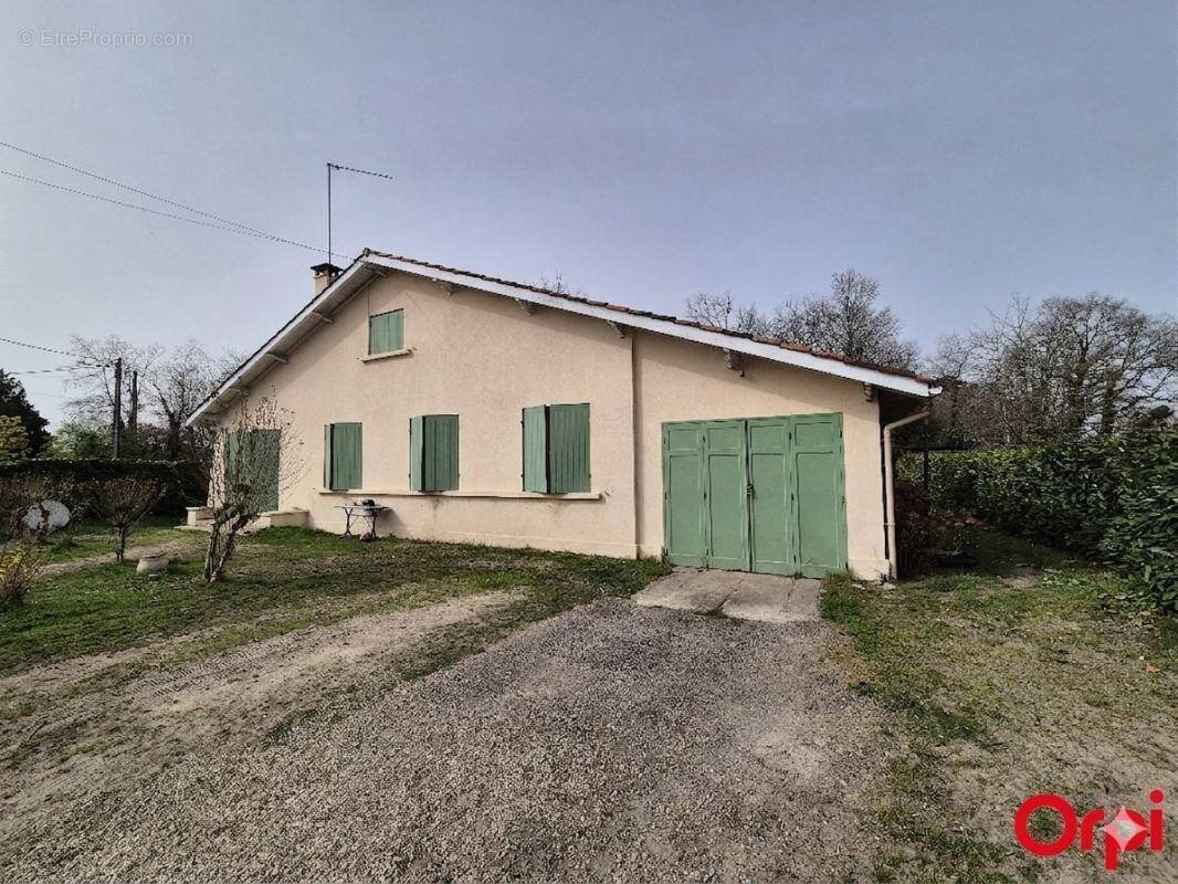 Maison à TOULENNE