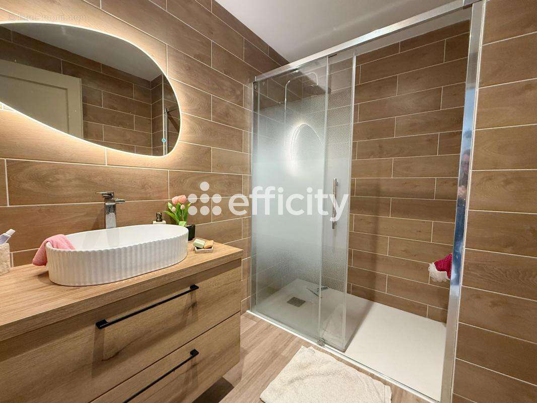 Maison à VILLENEUVE-LES-MAGUELONE