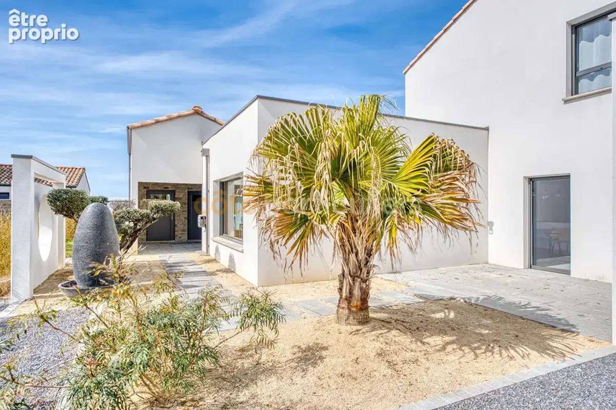 Saint-hilaire-de-riez -- maison contemporaine 180m2 -- 5 chambres -- villa familiale avec piscine -- jardin paysagé et garage -- - photo 15