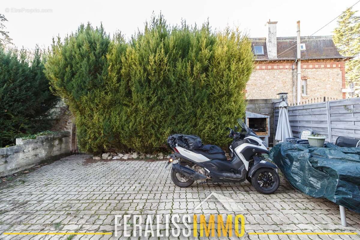 Maison à VAUX-SUR-SEINE