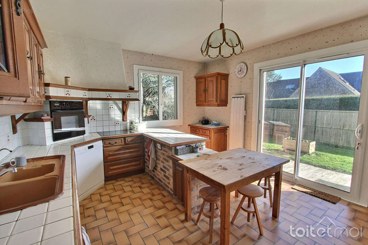 Maison à CERNAY-LA-VILLE