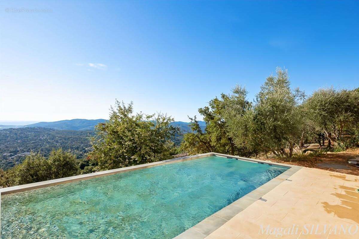 Maison à SPERACEDES