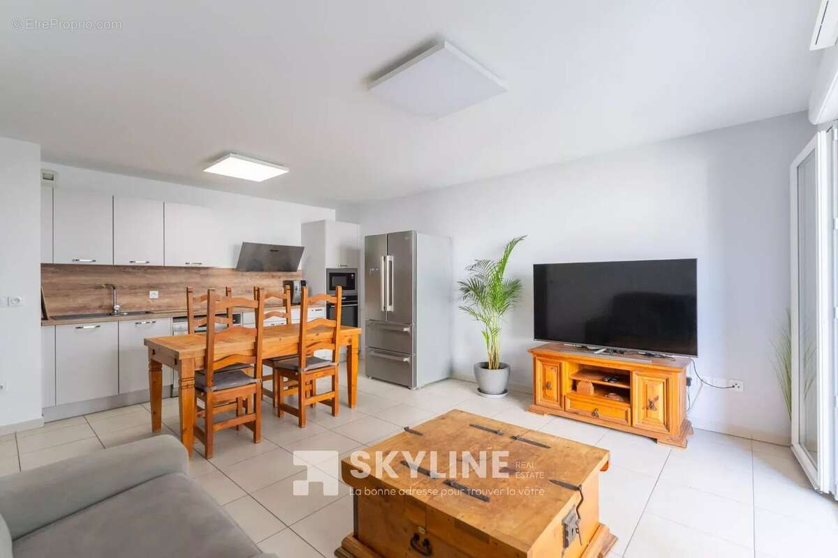 Appartement à MARSEILLE-5E
