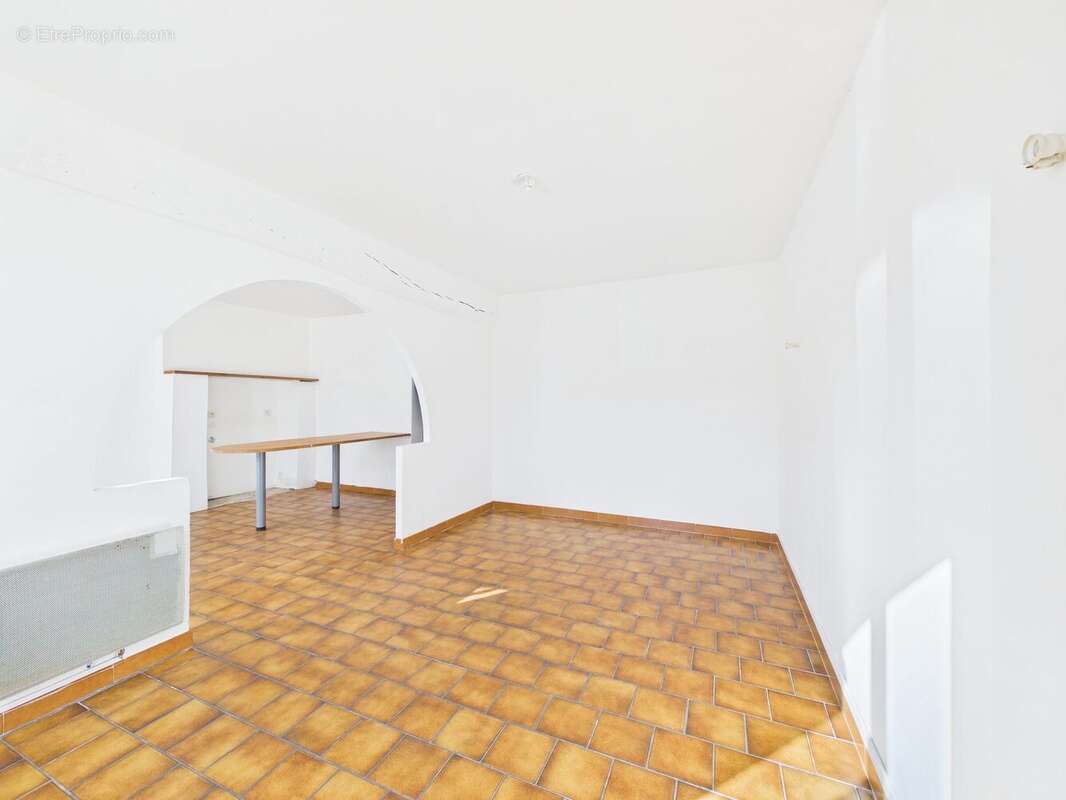 Maison à PARS-LES-ROMILLY