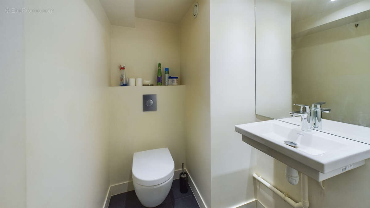 Appartement à PARIS-2E