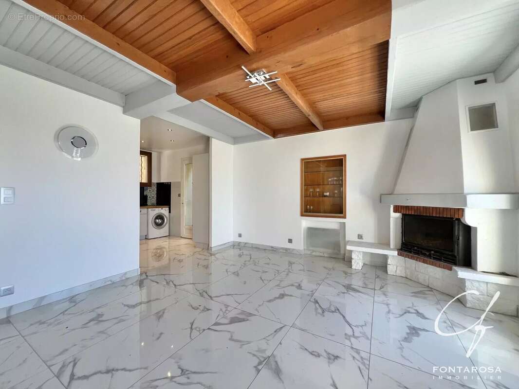 Maison à SAINT-RAPHAEL