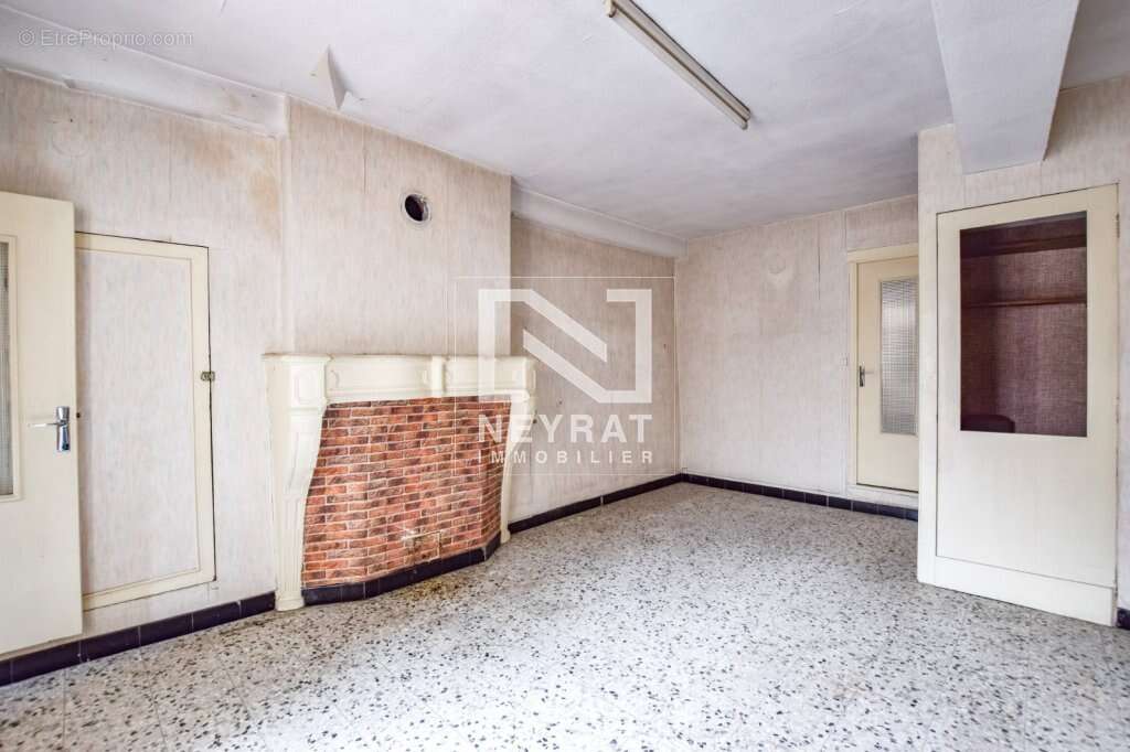 Appartement à GIVRY