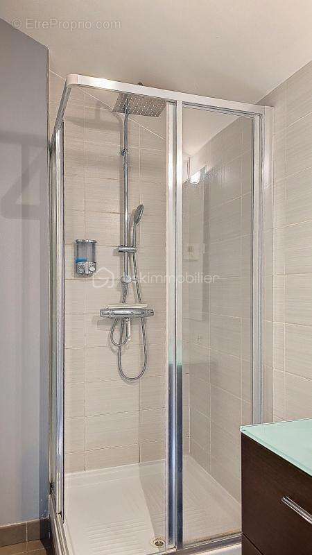 Appartement à CHEVRY-COSSIGNY