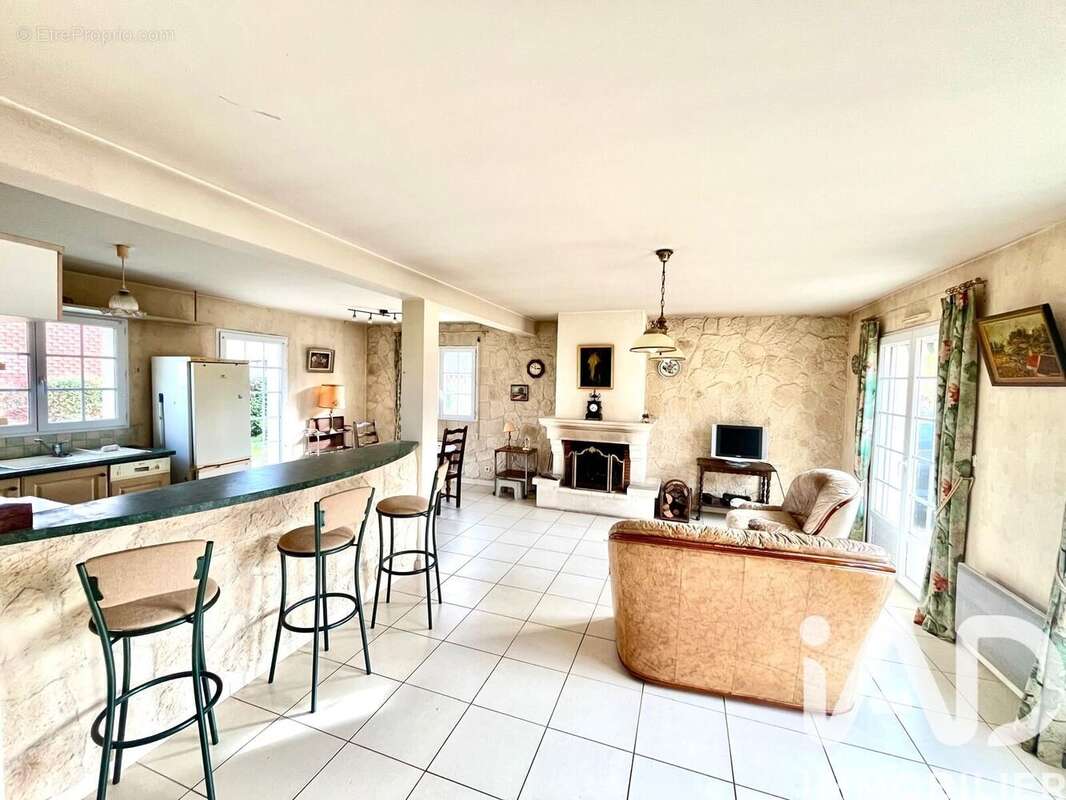 Photo 5 - Maison à CREVECOEUR-EN-AUGE