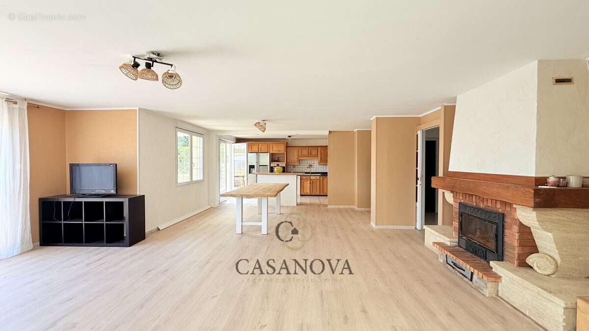 Villa de plain-pied avec studio indépendant, 3 garages et terrain de 1 289 m² à Marseillan - photo 12