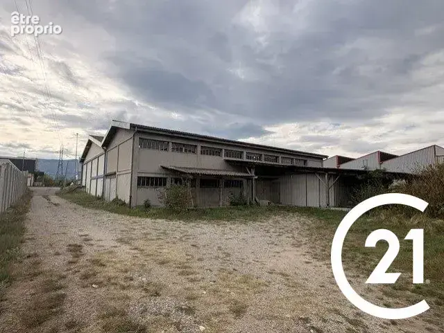 Arrière du bâtiment