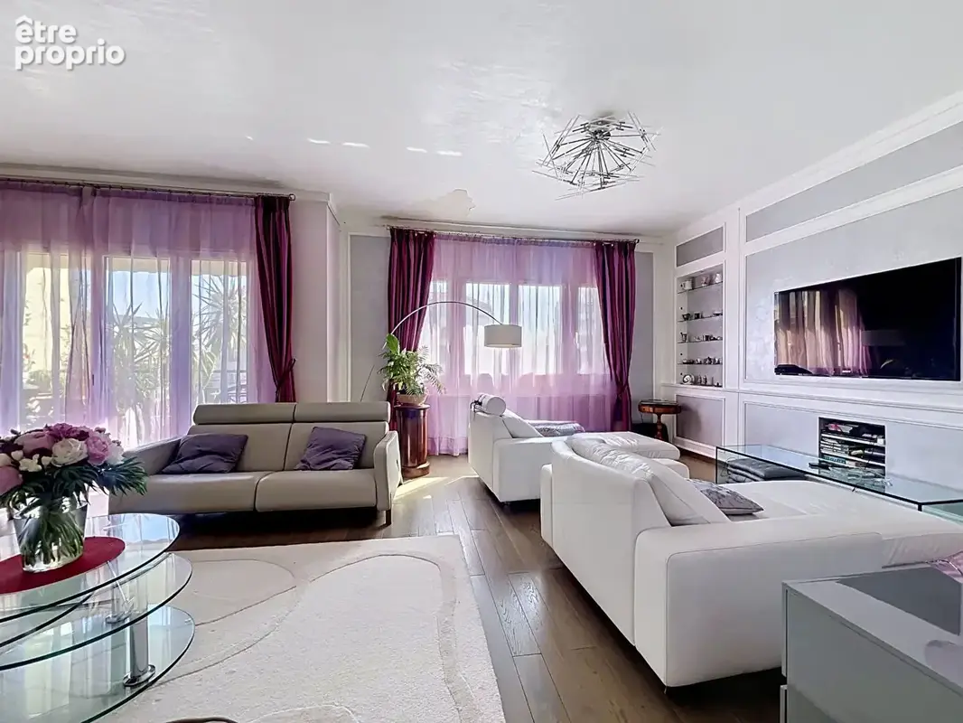 URGENT - Superbe appartement de standing aux beaux volumes - photo 4