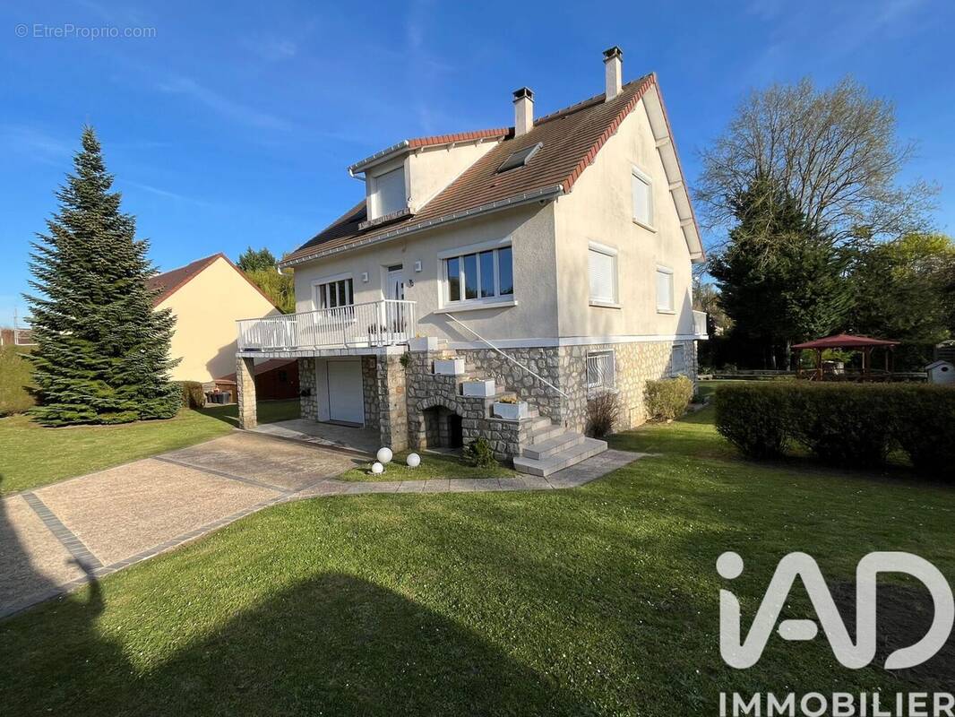 Photo 1 - Maison à DANNEMOIS