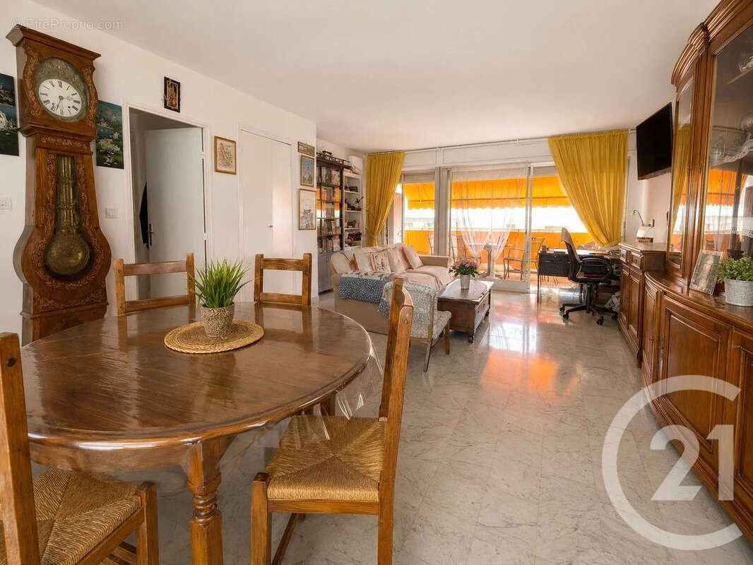 Appartement à MENTON