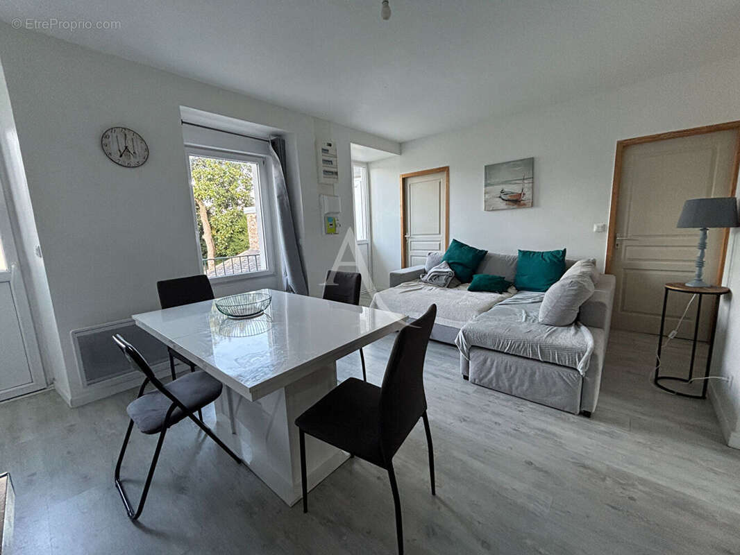 Maison à NOZAY