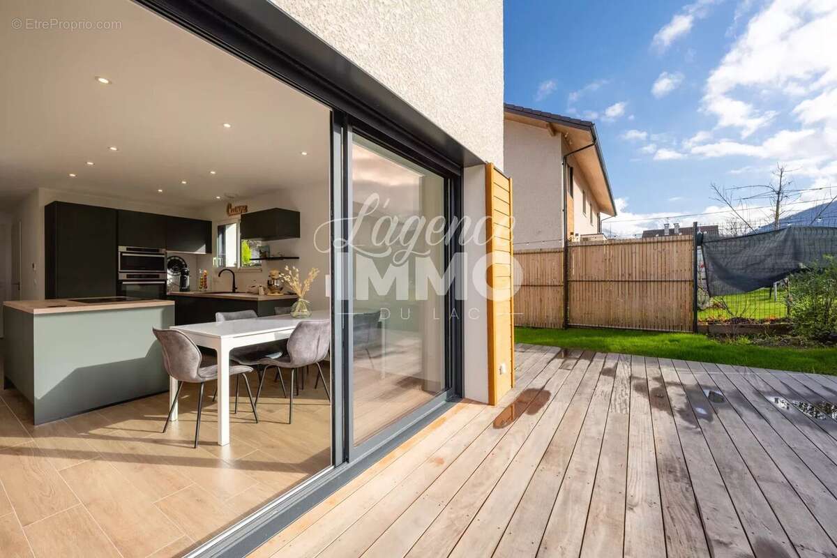 Maison à SAINT-JORIOZ