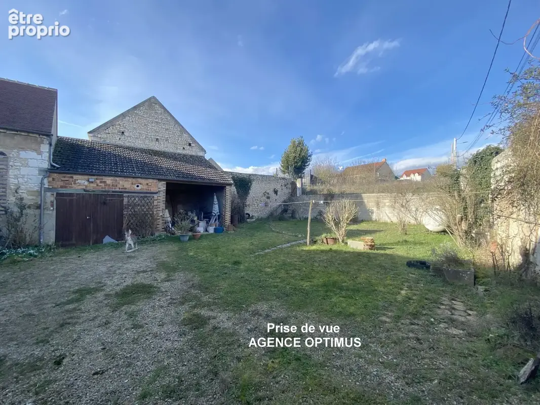 A VINNEUF, une maison de village qui n'attend que votre projet - photo 2