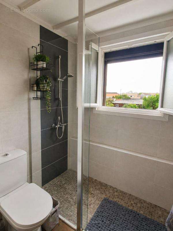 Appartement à BEGLES