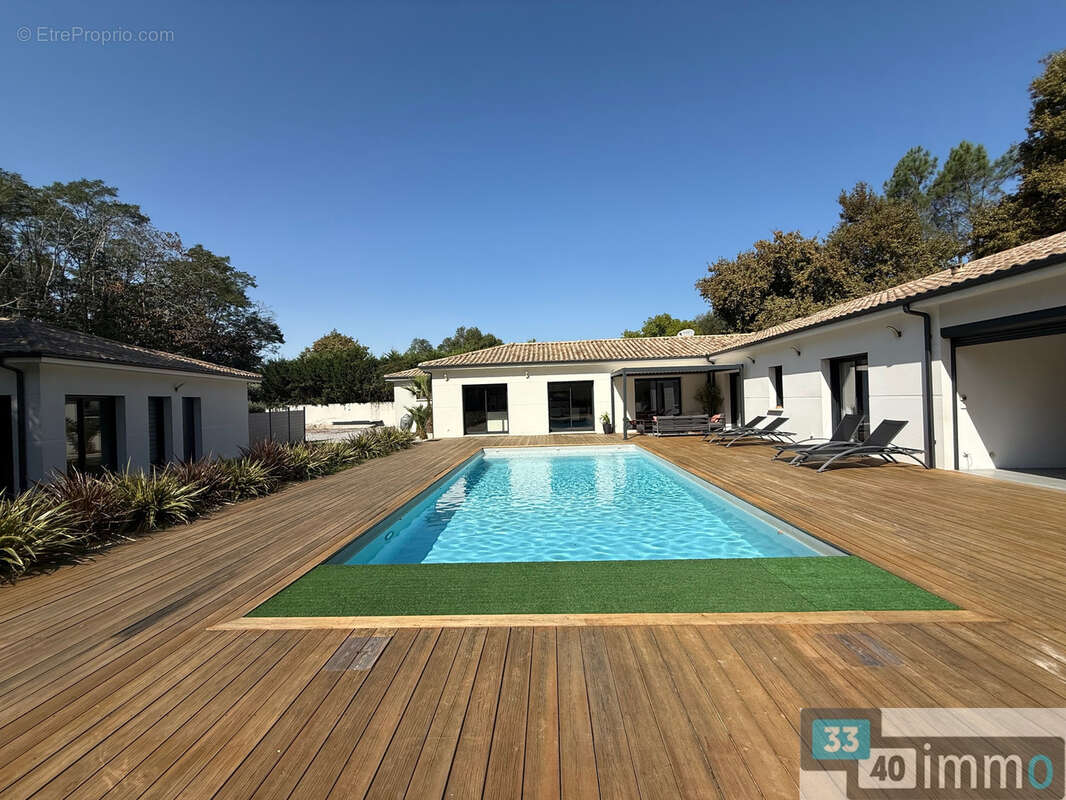 Ensemble villa 210 m2 + maison 75 m2 a salles - photo 3