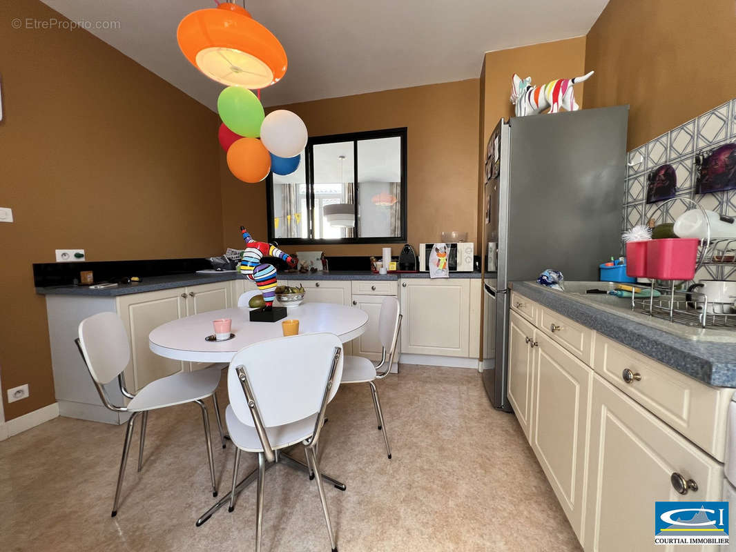 Appartement à TOURNON-SUR-RHONE