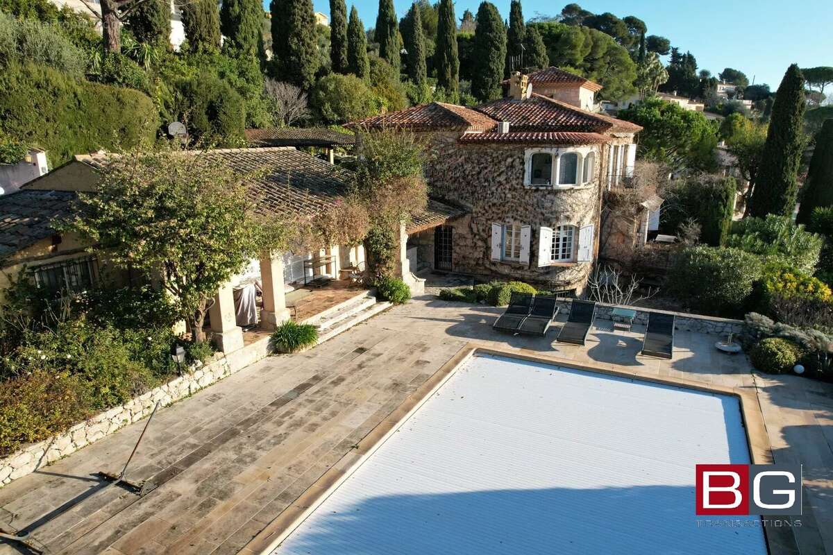 Maison à MOUGINS