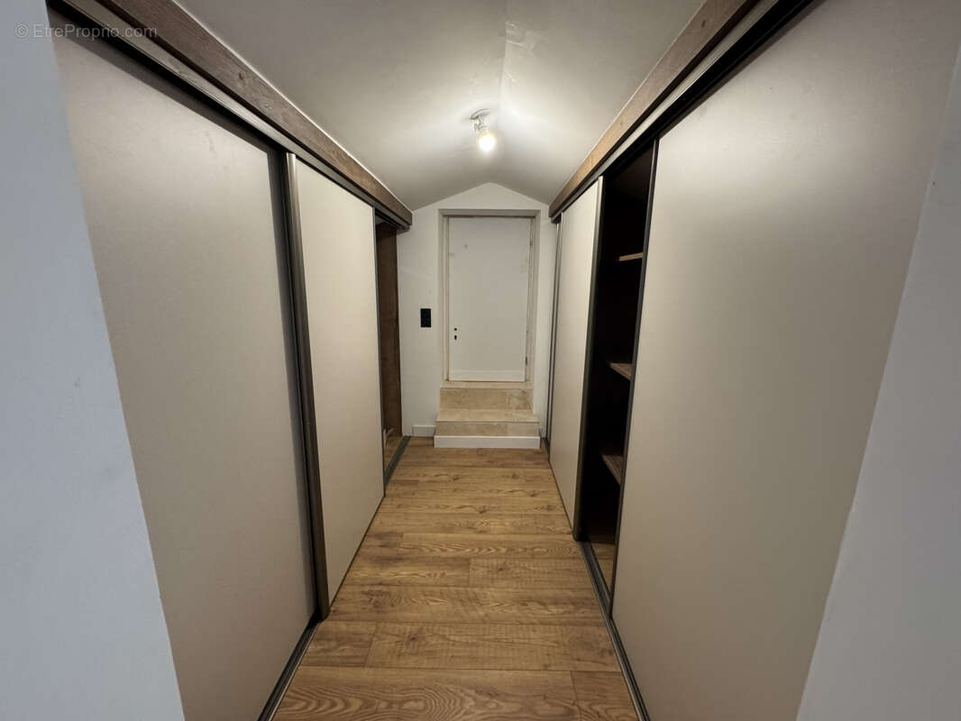 Appartement à CASTELNAU-LE-LEZ