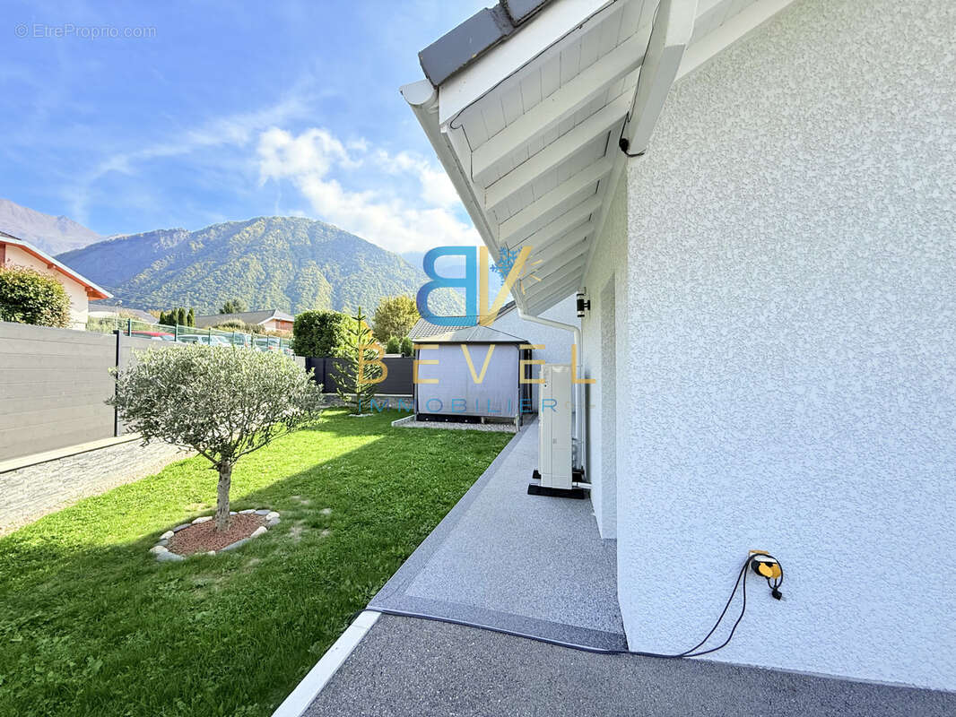 Maison à LA CHAMBRE