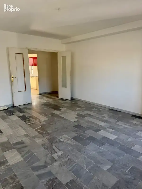 Appartement T4 avec terrasse et cave - photo 3