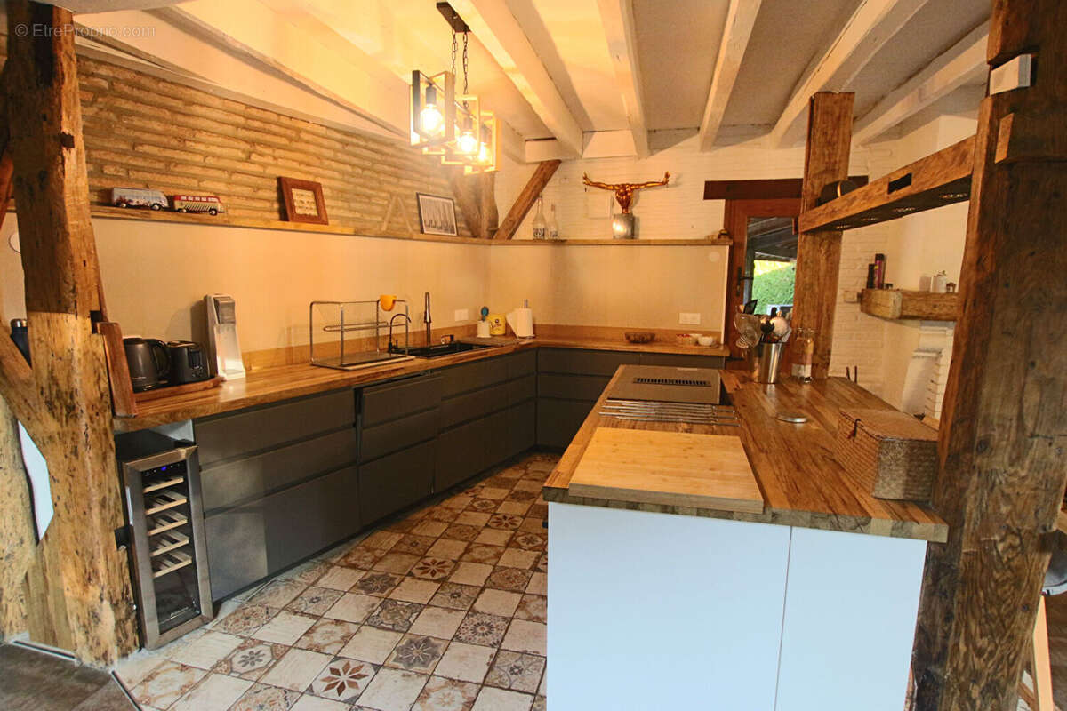 Maison à BELIN-BELIET