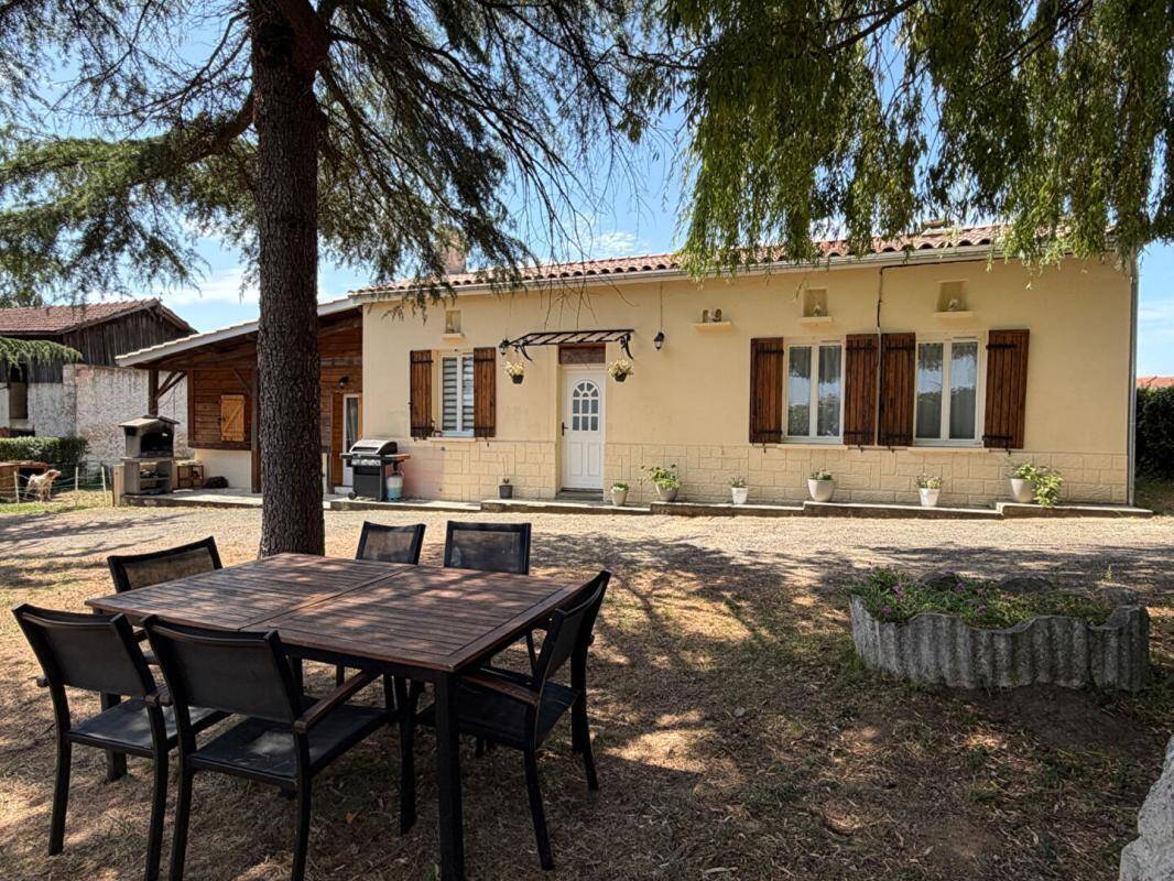 Maison à SAINT-BONNET-SUR-GIRONDE