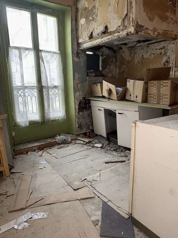 Appartement à PARIS-18E